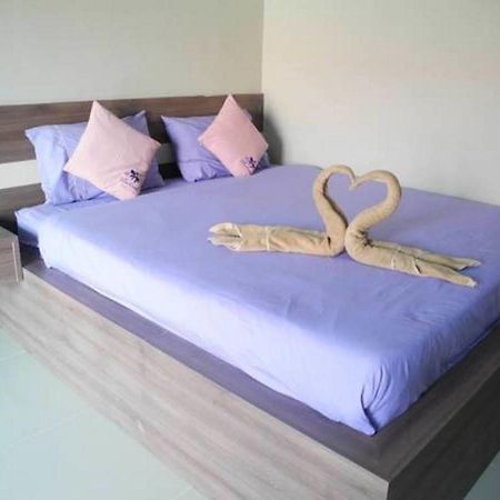 Bee Orchid Pool Villa Pattaya Exterior photo