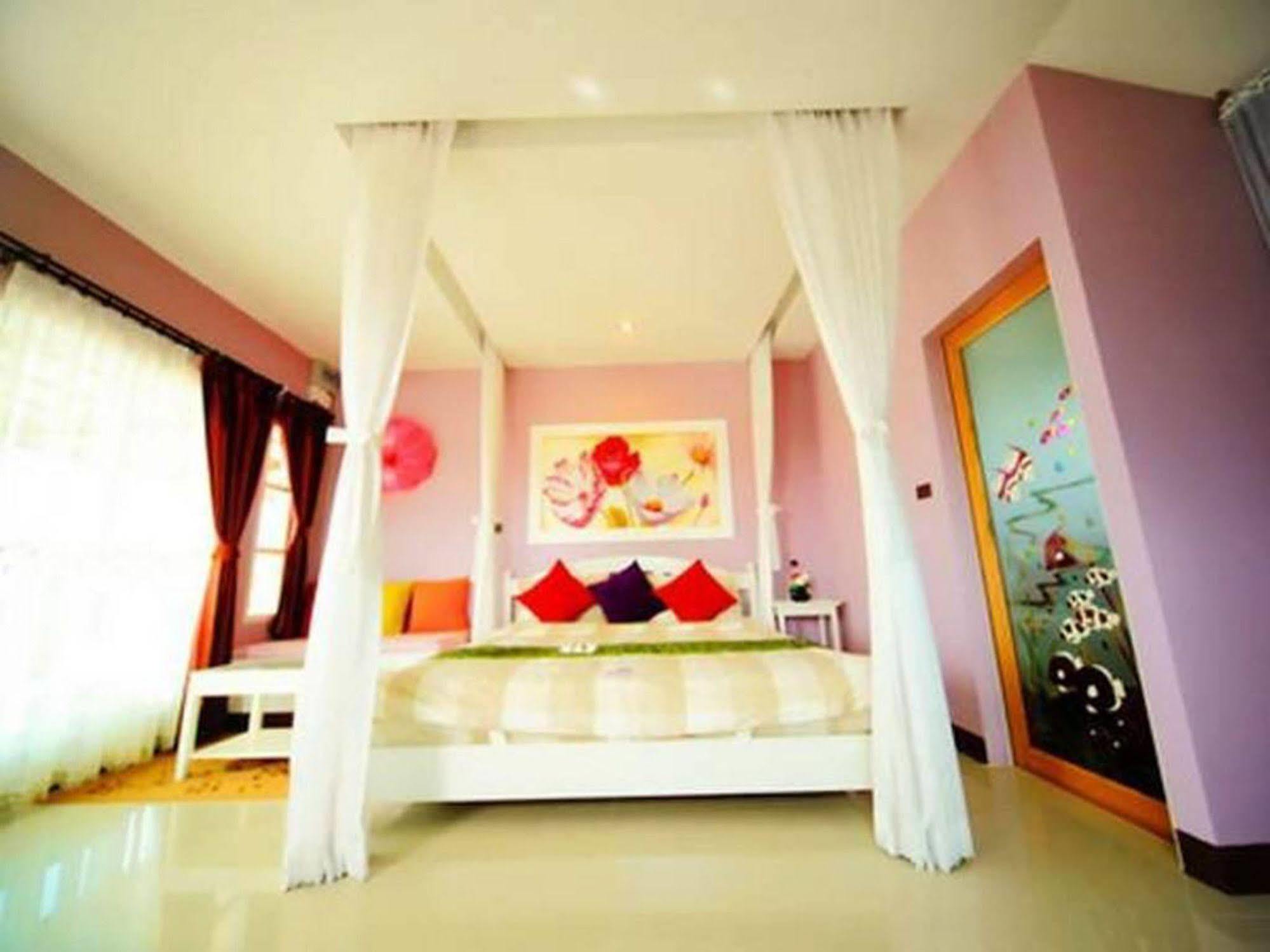 Bee Orchid Pool Villa Pattaya Exterior photo